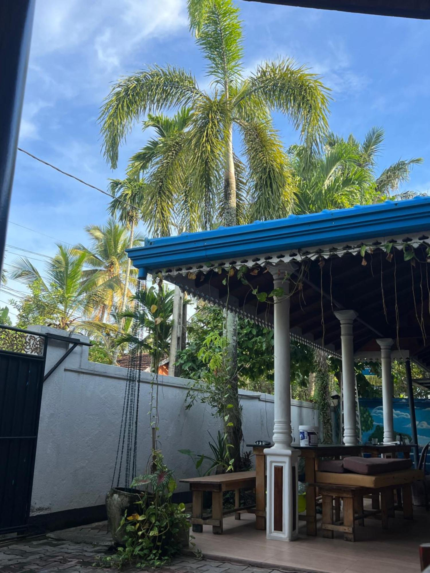 Hari Hari Hostel Weligama Eksteriør billede