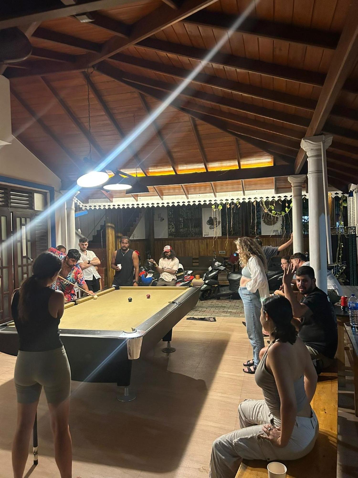 Hari Hari Hostel Weligama Eksteriør billede